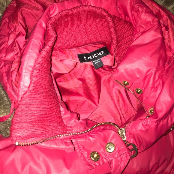 Bebe Cherry Red Bomber Puffer Gold Belted Jacket - Picture 12 of 15